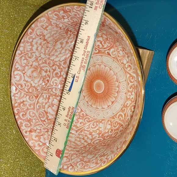 Vintage hand-painted bowl and a set of four matching little cups - Picture 7 of 7